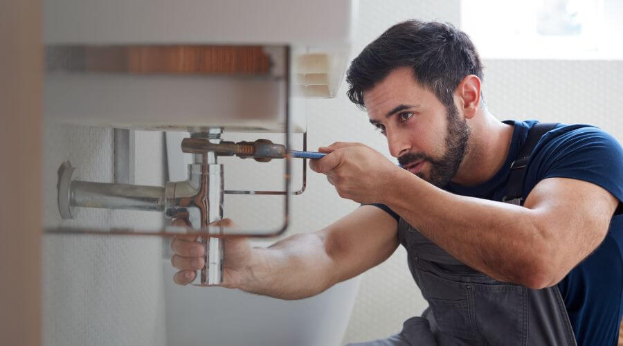 Local tankless water heater installation in Elm Grove, LA